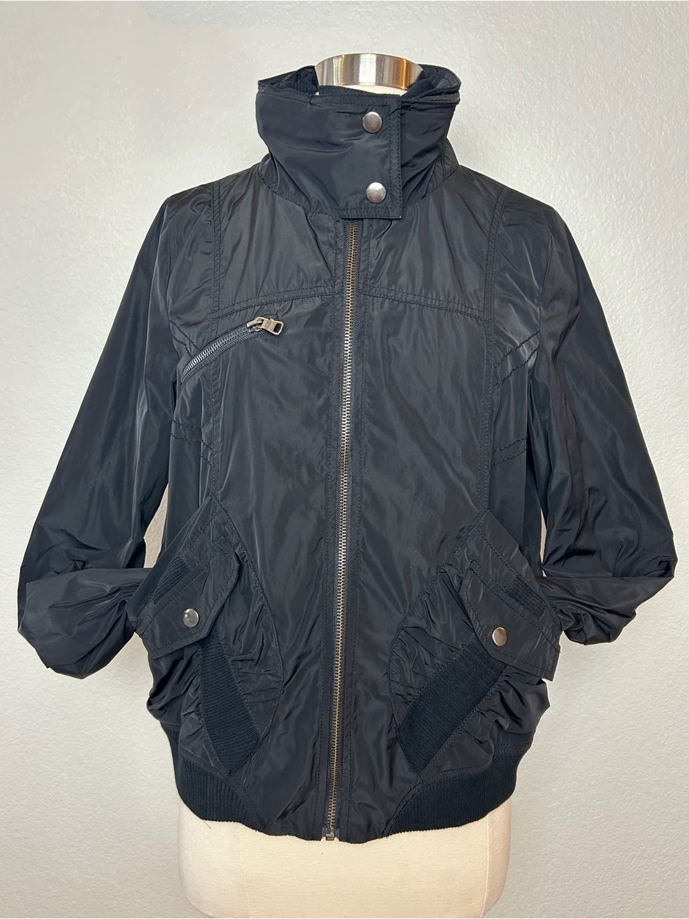 Vintage Kuso Jacket Women's S Black Zip Front Lined Pockets Style In Italy